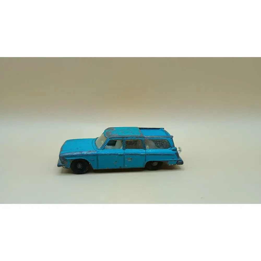 Matchbox Series #42 ~ Studebaker Lark Wagonaire ~ Made in England By Lesley D24
